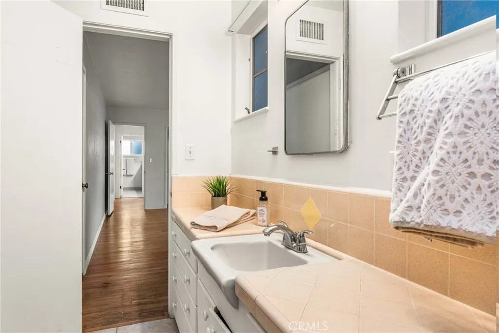 Additional image 17 of 527 N Park Lane, Orange, CA 92867