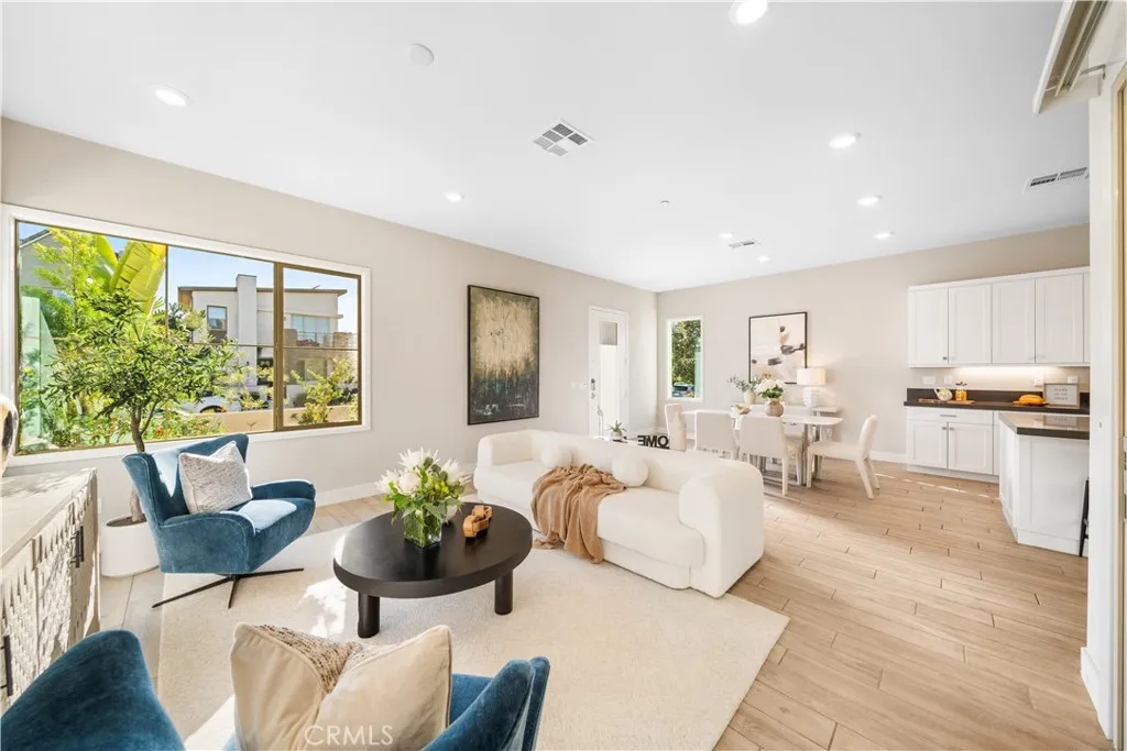 Additional image 81 of 151 Scale, Irvine, CA 92618