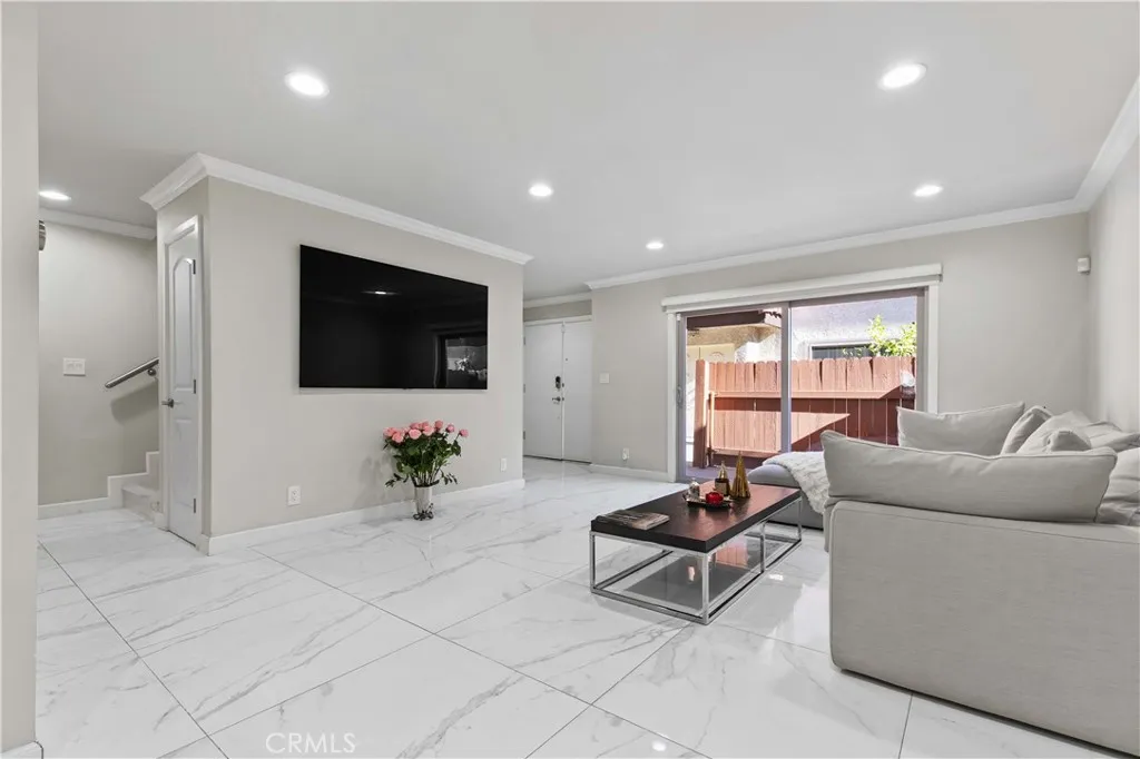 Additional image 9 of 630 E Garfield Avenue Unit 6, Glendale, CA 91205