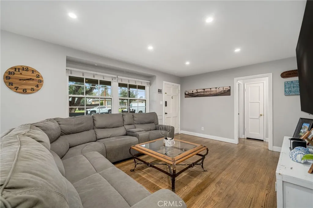 Additional image 5 of 762 N Redding Way, Upland, CA 91786