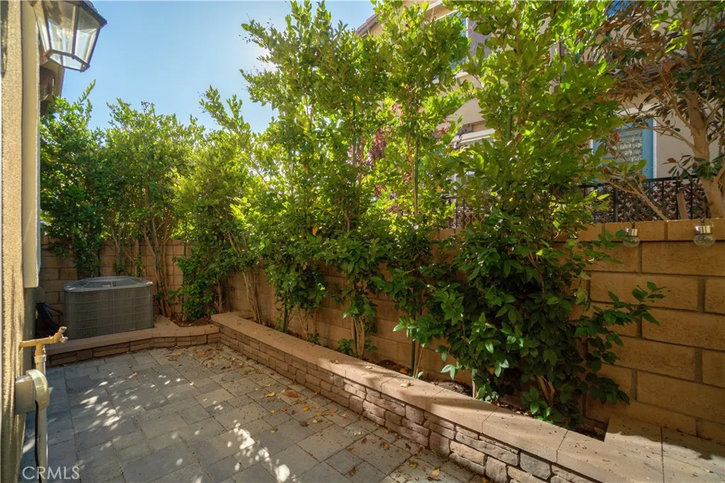 Additional image 73 of 28661 Jardineras Dr, Valencia, CA 91354