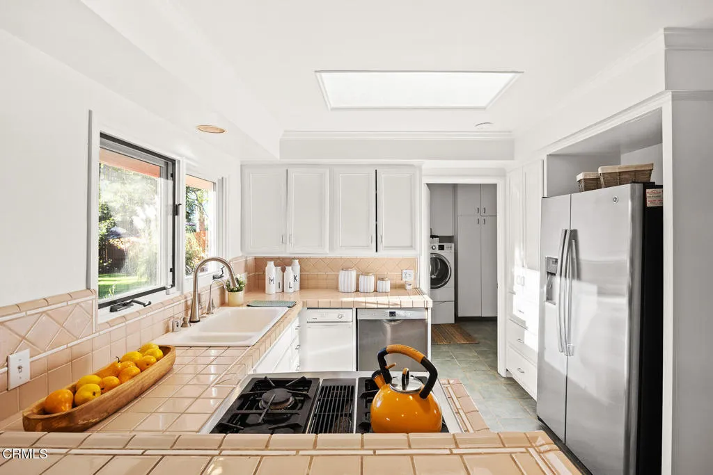 Additional image 92 of 1948 Ravista Lane, La Canada Flintridge, CA 91011