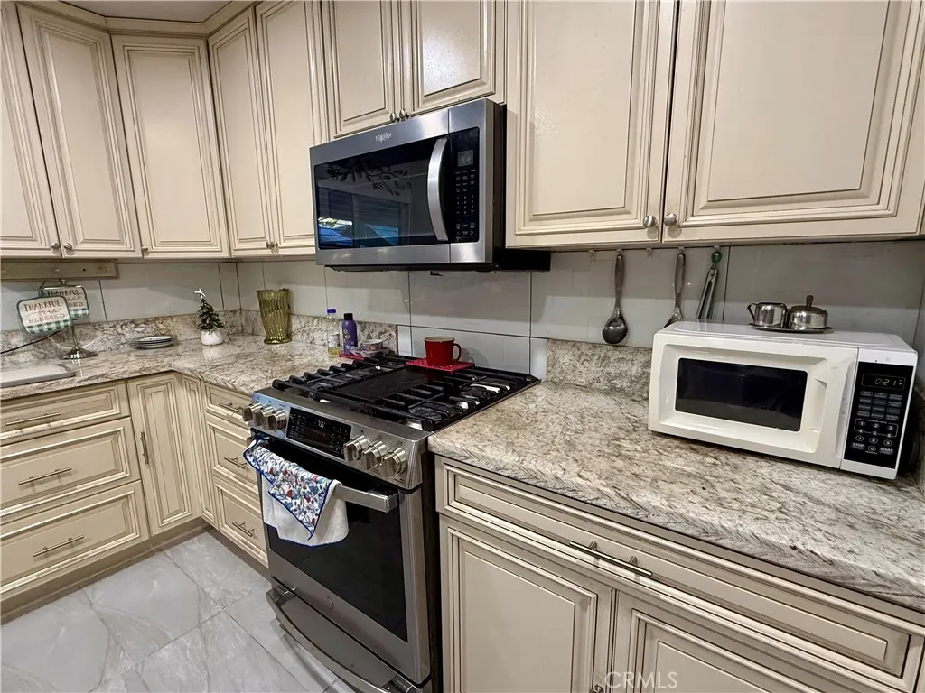 Additional image 11 of 550 W Granada Court, Ontario, CA 91762