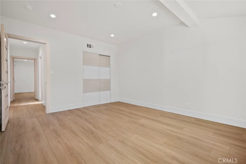 Additional image 23 of 6820 Encino Avenue, Van Nuys, CA 91406