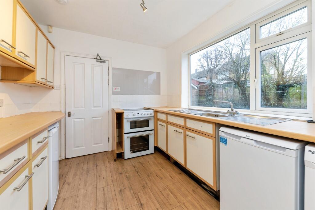 Additional image 8 of Woods Avenue, Hatfield