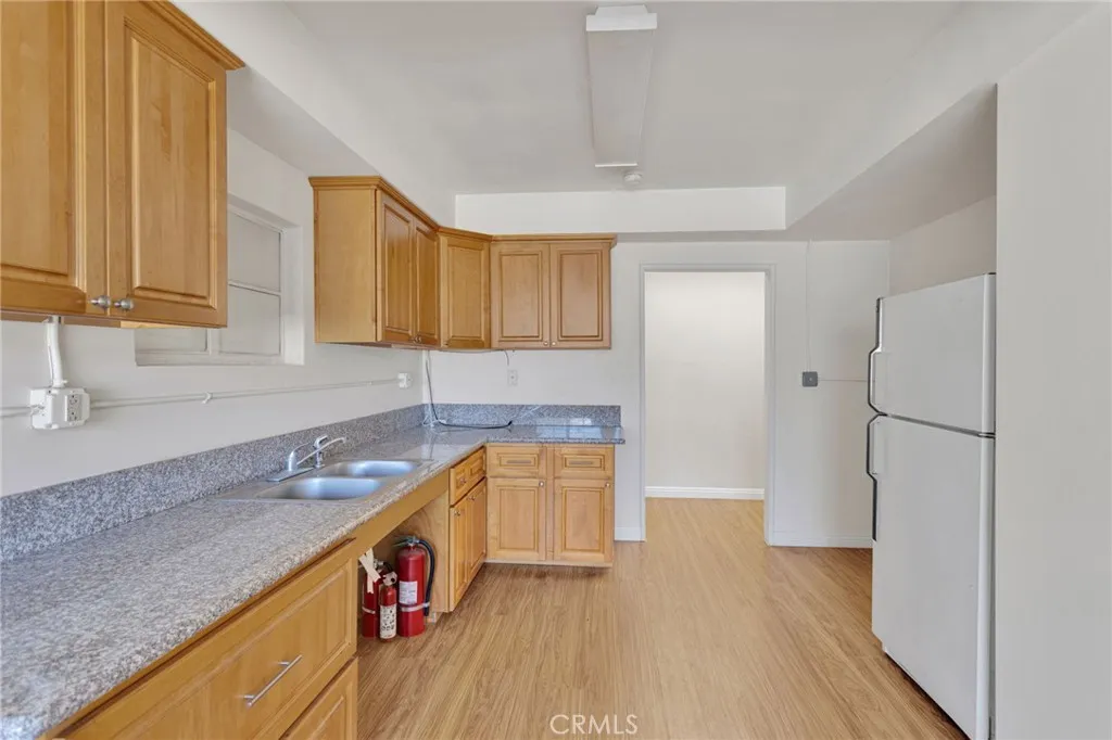 Additional image 72 of 943 W Holt Boulevard, Ontario, CA 91762