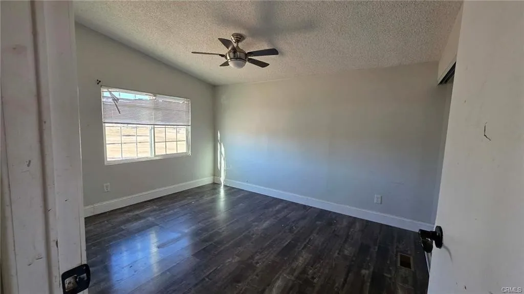 Additional image 30 of 6833 South St, Phelan, CA 92371