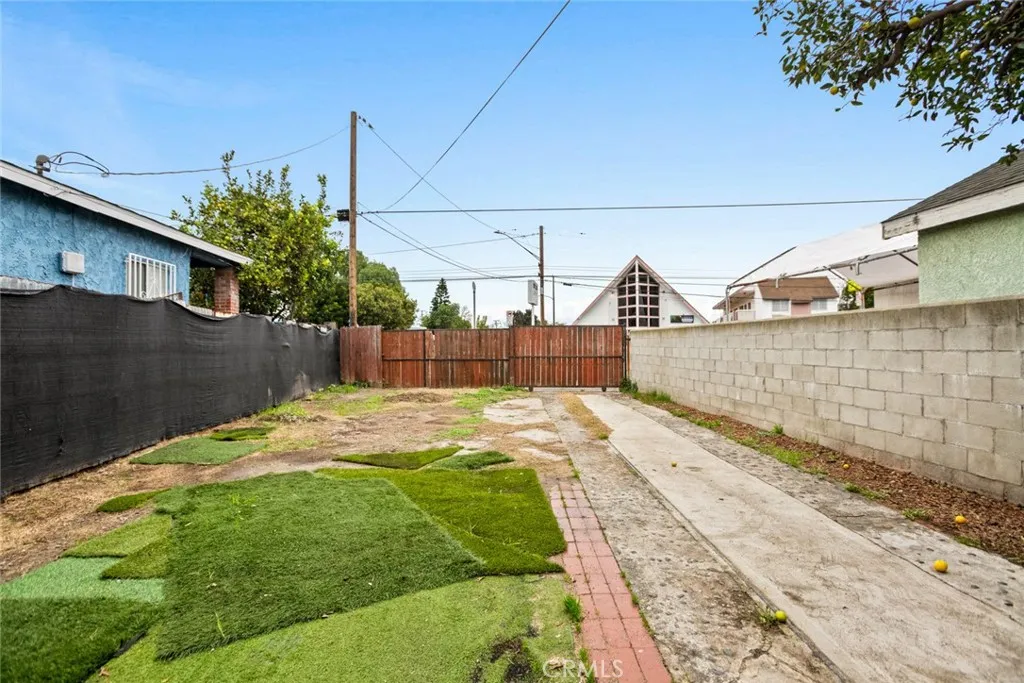 Additional image 41 of 13202 S Penrose Ave, Compton, CA 90222