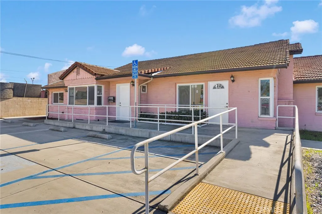 Additional image 55 of 943 W Holt Boulevard, Ontario, CA 91762