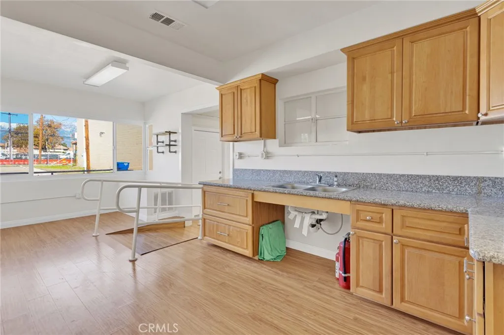 Additional image 21 of 943 W Holt Boulevard, Ontario, CA 91762