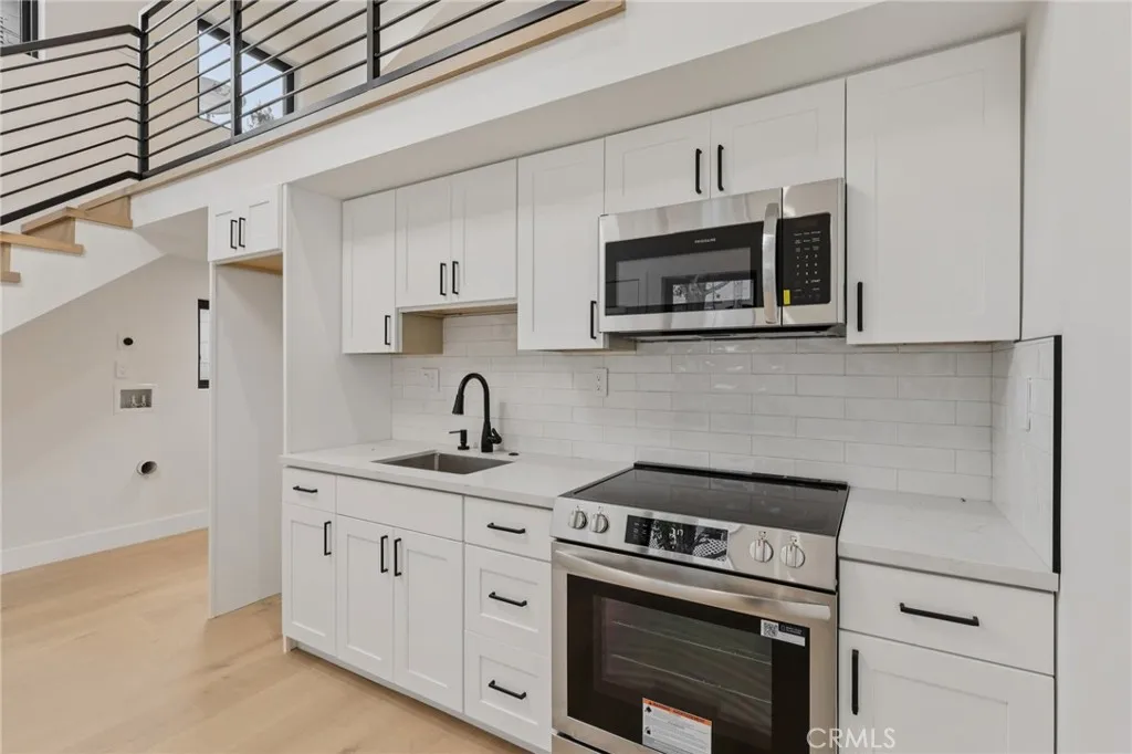 Additional image 51 of 526 Klamath Street, Brisbane, CA 94005