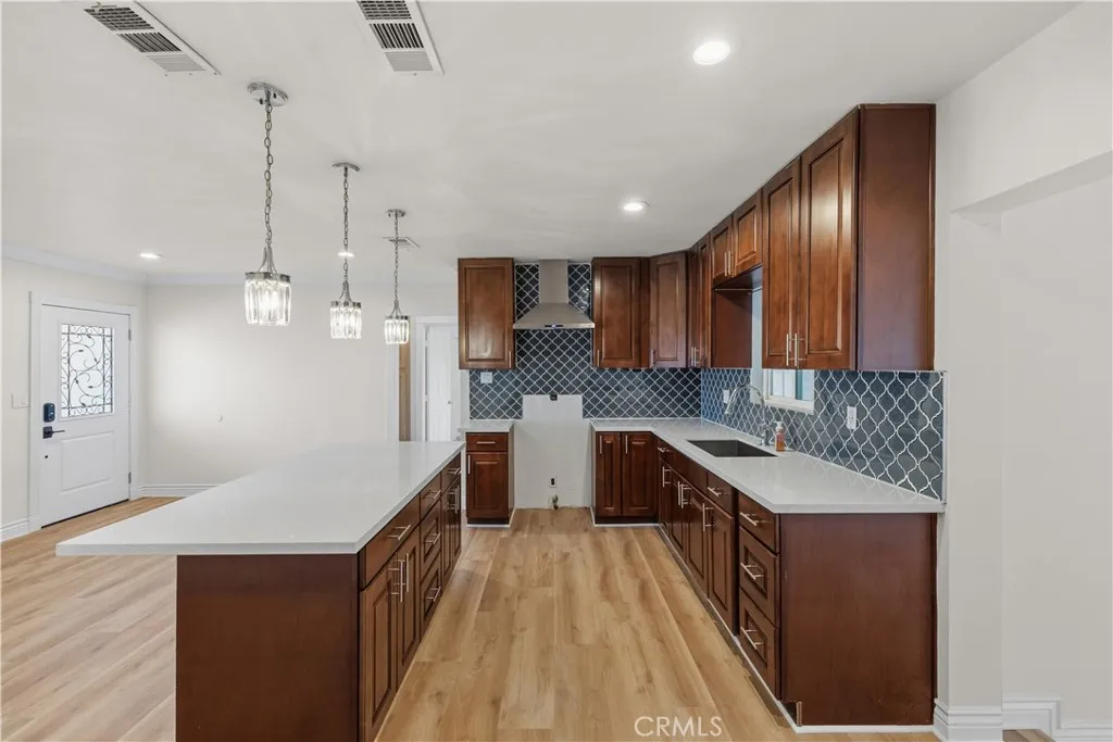 Additional image 10 of 109 S Grandview Ave, Covina, CA 91723