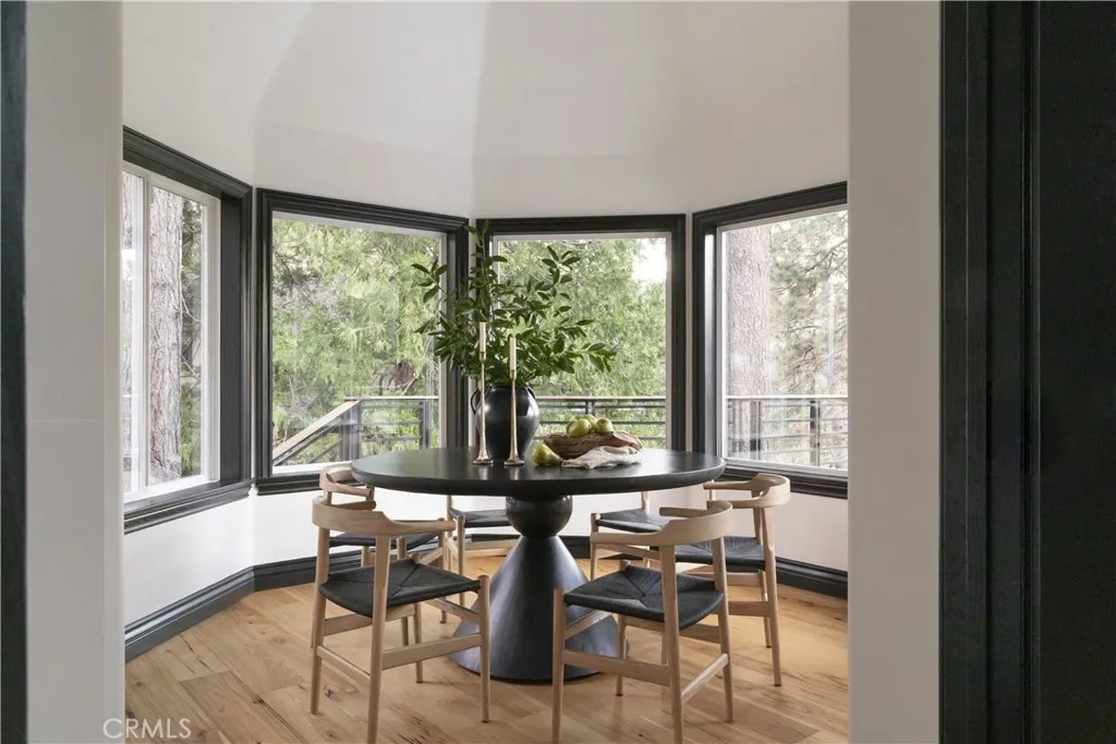 Additional image 11 of 729 Brentwood Dr, Lake Arrowhead, CA 92352