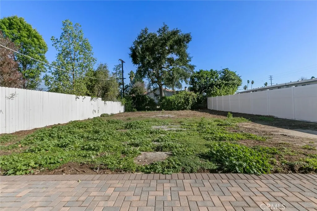 Additional image 36 of 6820 Encino Avenue, Van Nuys, CA 91406