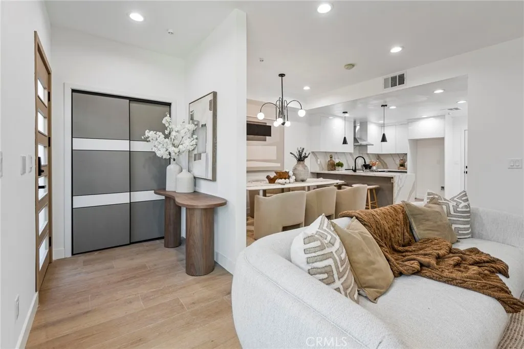 Additional image 3 of 1010 W 223rd Street Unit 3, Torrance, CA 90502