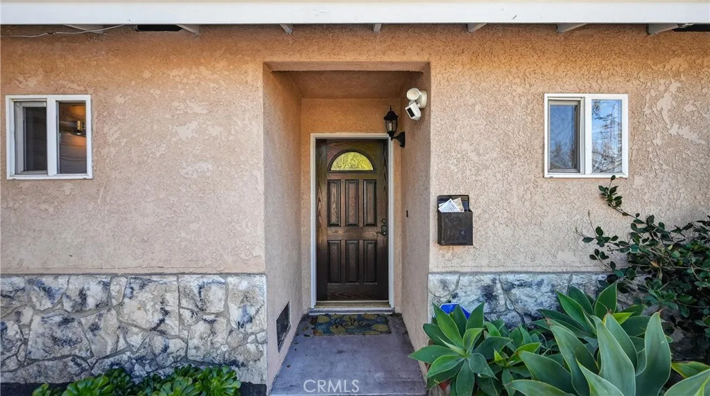Additional image 8 of 2422 Bern Lane, Santa Ana, CA 92706