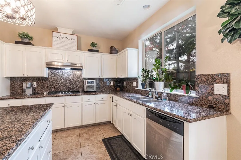 Additional image 69 of 2170 W Beechwood Avenue, Fresno, CA 93711