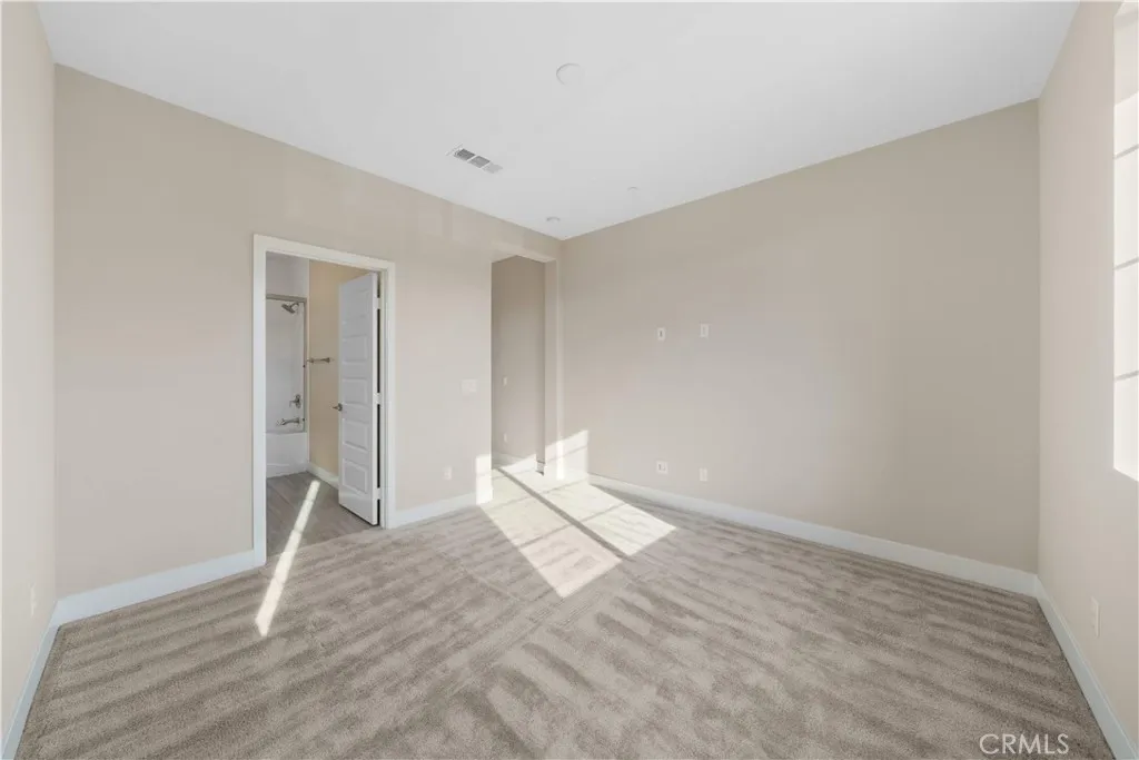 Additional image 127 of 157 Scale, Irvine, CA 92618