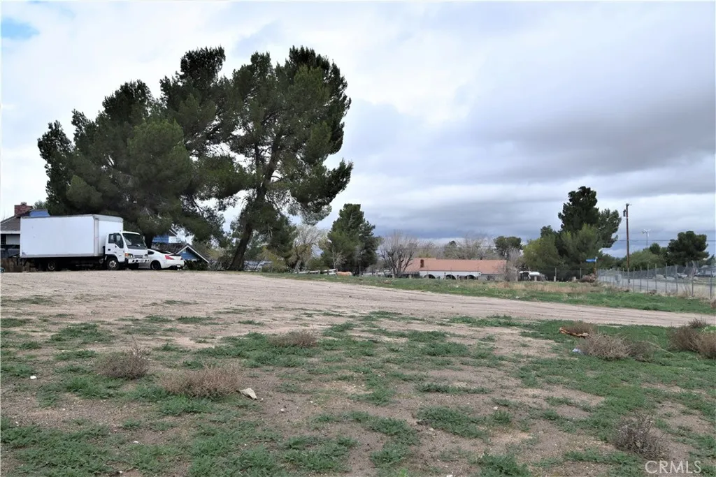 Additional image 36 of 3848 E Avenue T4, Palmdale, CA 93550