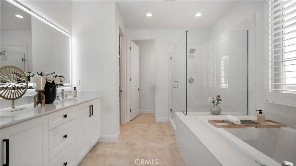 Additional image 33 of 138 Jayhawk, Irvine, CA 92602