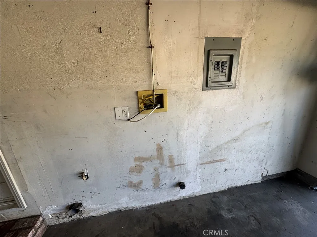 Additional image 115 of 6853 Willis Avenue, Van Nuys, CA 91405