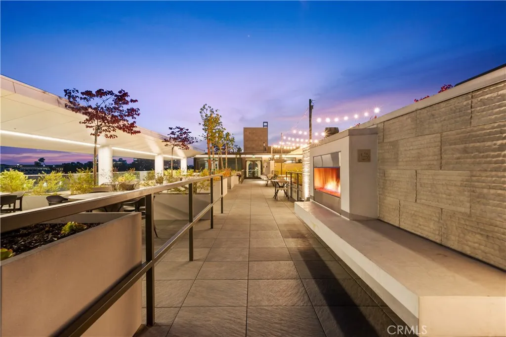 Additional image 103 of 709 E Walnut Street Unit 315, Pasadena, CA 91101