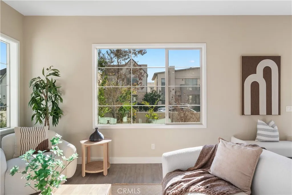 Additional image 82 of 157 Scale, Irvine, CA 92618