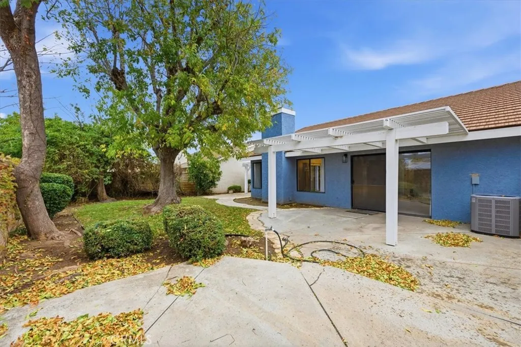 Additional image 44 of 23815 Via Turina, Valencia, CA 91355