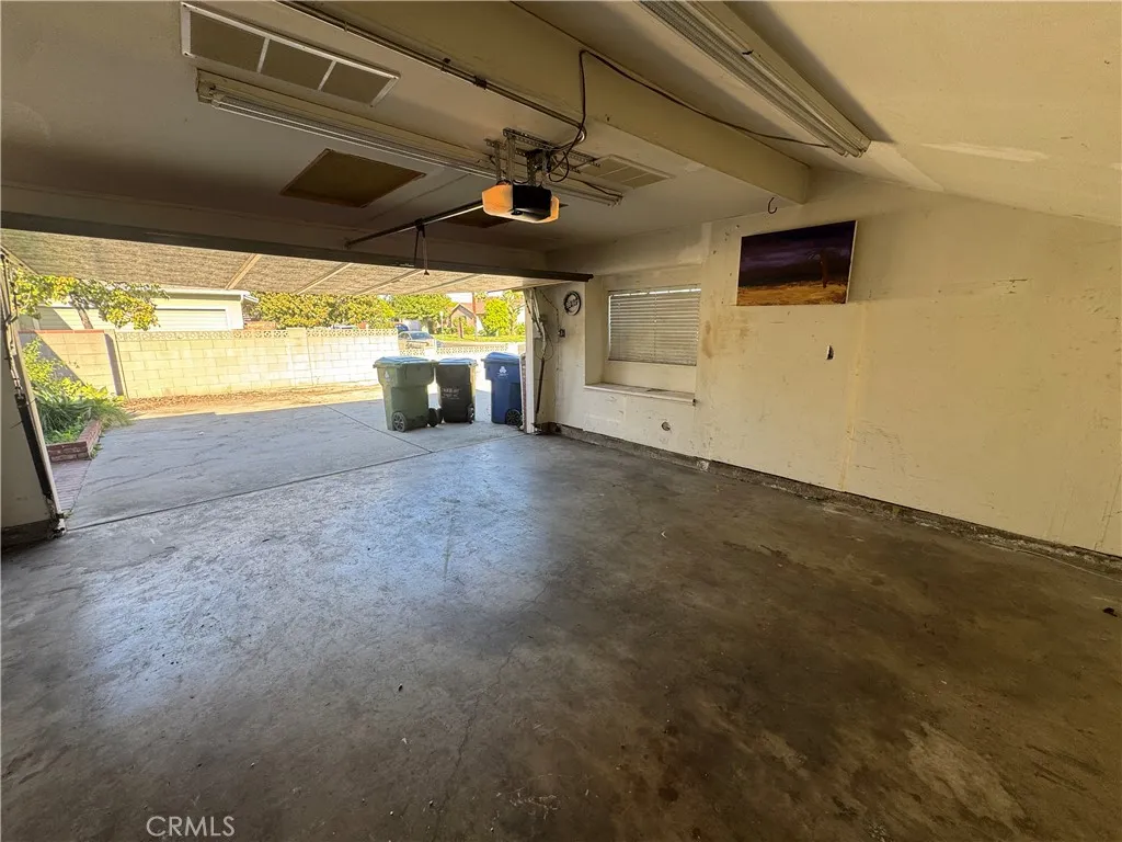 Additional image 112 of 6853 Willis Avenue, Van Nuys, CA 91405