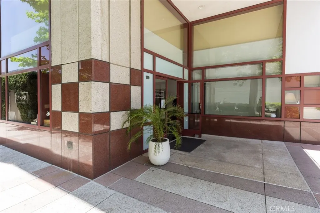 Additional image 58 of 525 N Brand Boulevard, Glendale, CA 91203