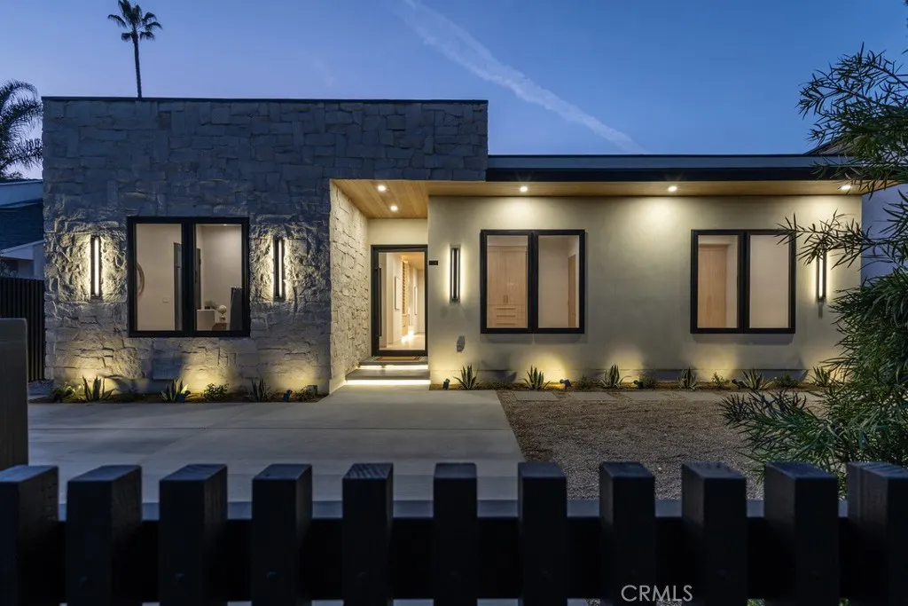 Additional image 2 of 5205 Etiwanda, Tarzana, CA 91356