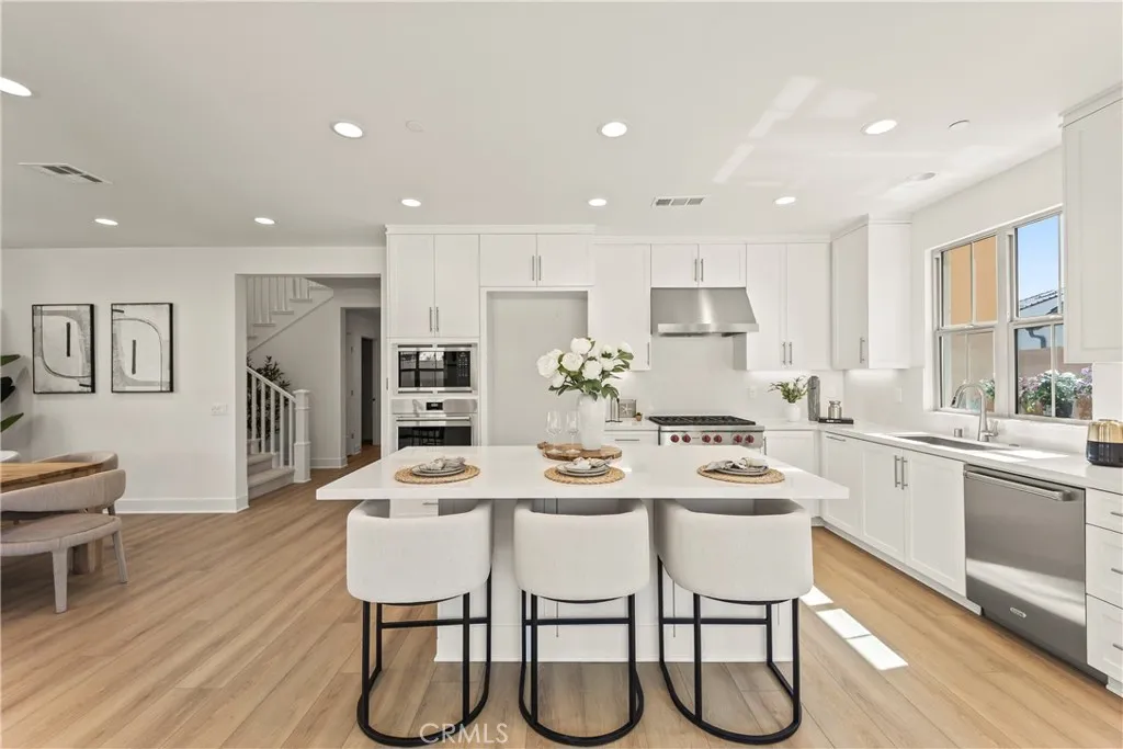 Additional image 23 of 173 Somera, Irvine, CA 92602