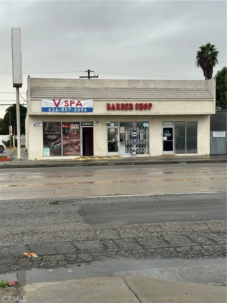 Additional image 10 of 13223 Paramount Boulevard, South Gate, CA 90280