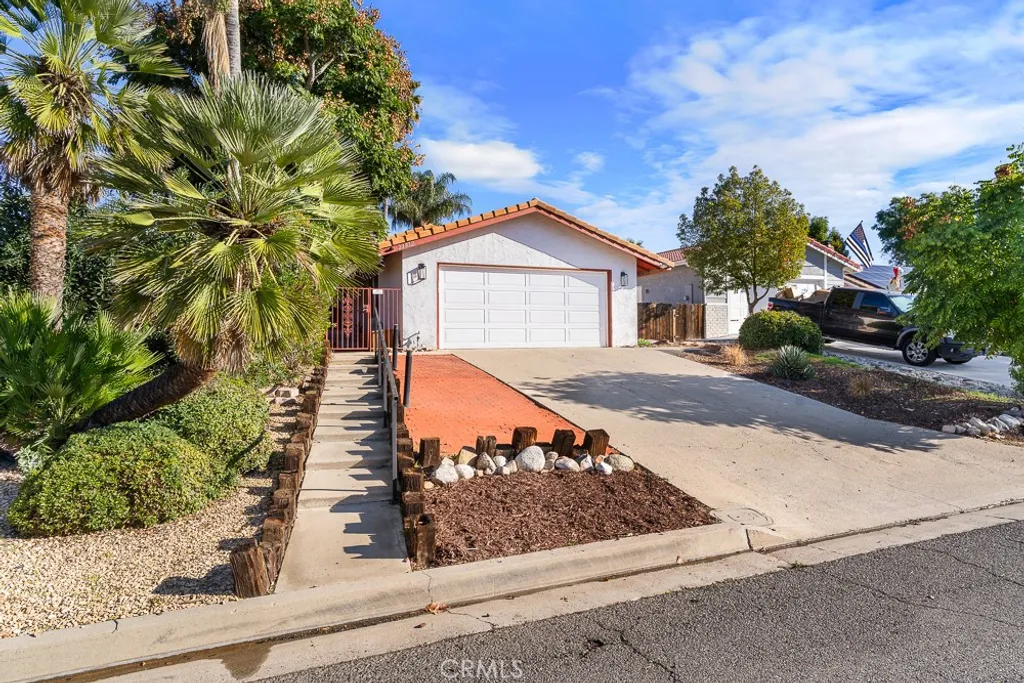 Additional image 3 of 23832 Fair Weather Dr, Canyon Lake, CA 92587