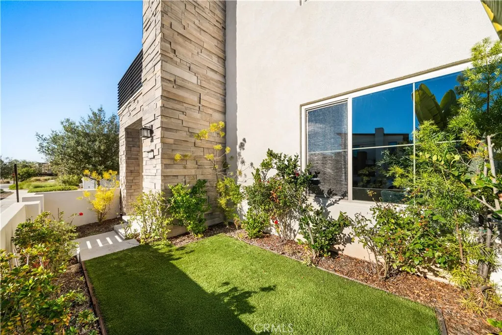 Additional image 8 of 151 Scale, Irvine, CA 92618