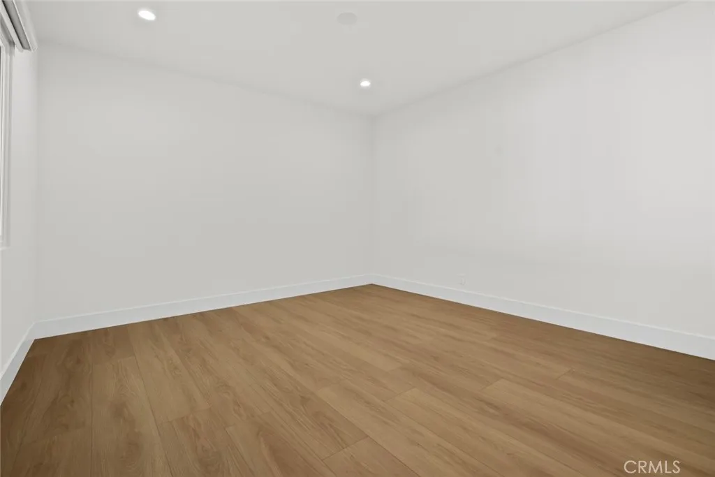 Additional image 64 of 6820 Encino Avenue, Van Nuys, CA 91406