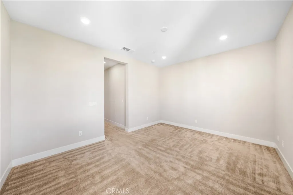 Additional image 44 of 151 Scale, Irvine, CA 92618