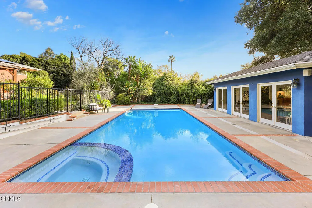 Additional image 120 of 1948 Ravista Lane, La Canada Flintridge, CA 91011