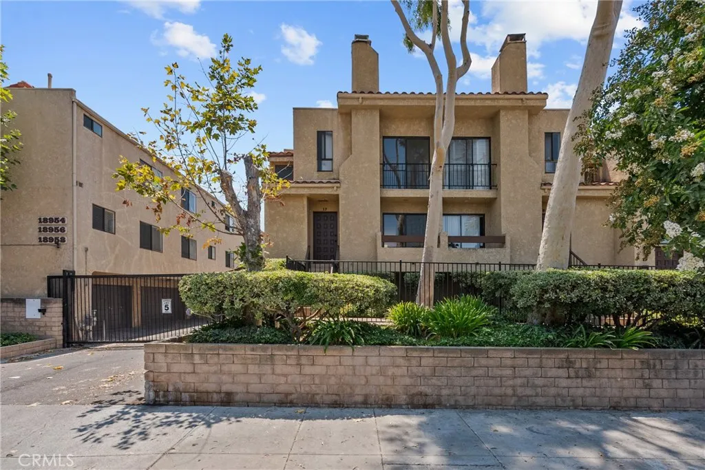 Additional image 47 of 18958 Sherman Way Unit 17, Reseda, CA 91335