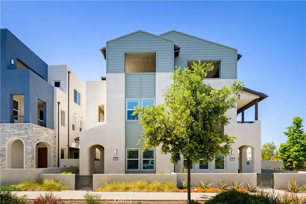 Additional image 34 of 102 culture, Irvine, CA 92618