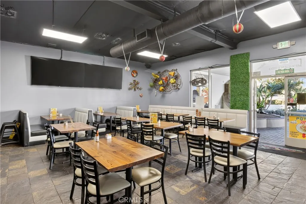 Additional image 15 of 2363 California Avenue Unit 105, Corona, CA 92881