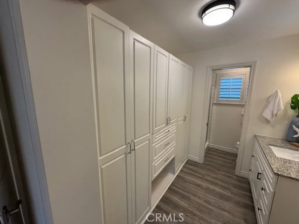 Additional image 15 of 94 Yorktown, Newport Beach, CA 92660