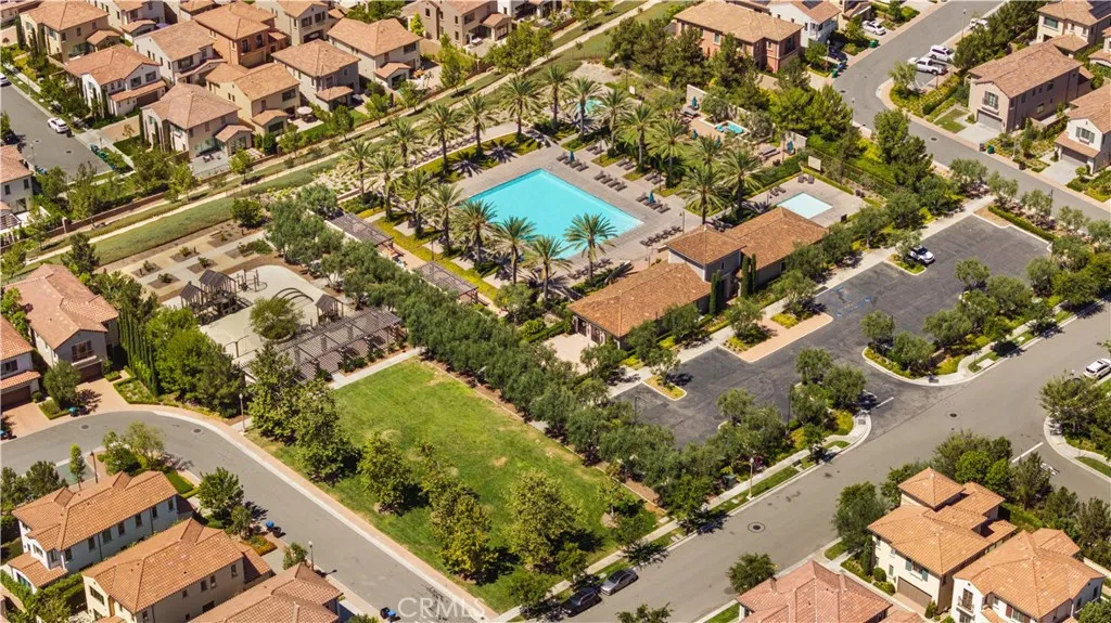 Additional image 98 of 106 Albero, Irvine, CA 92602