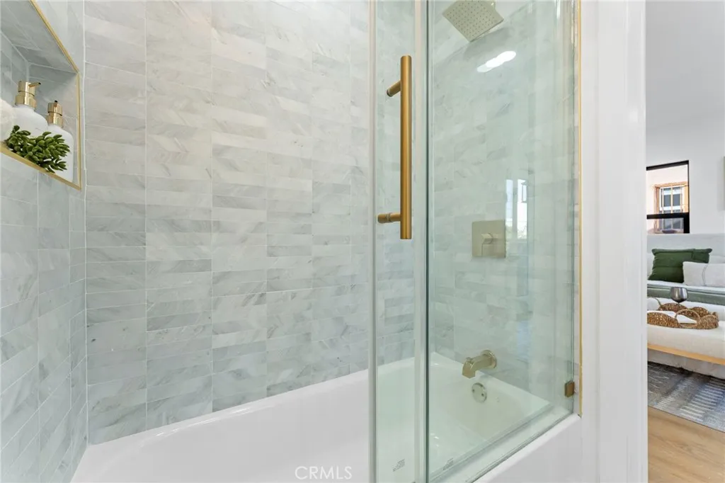 Additional image 51 of 5334 S Hillcrest Drive, Los Angeles, CA 90043