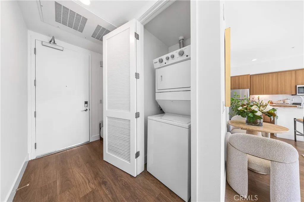 Additional image 66 of 709 E Walnut Street Unit 315, Pasadena, CA 91101