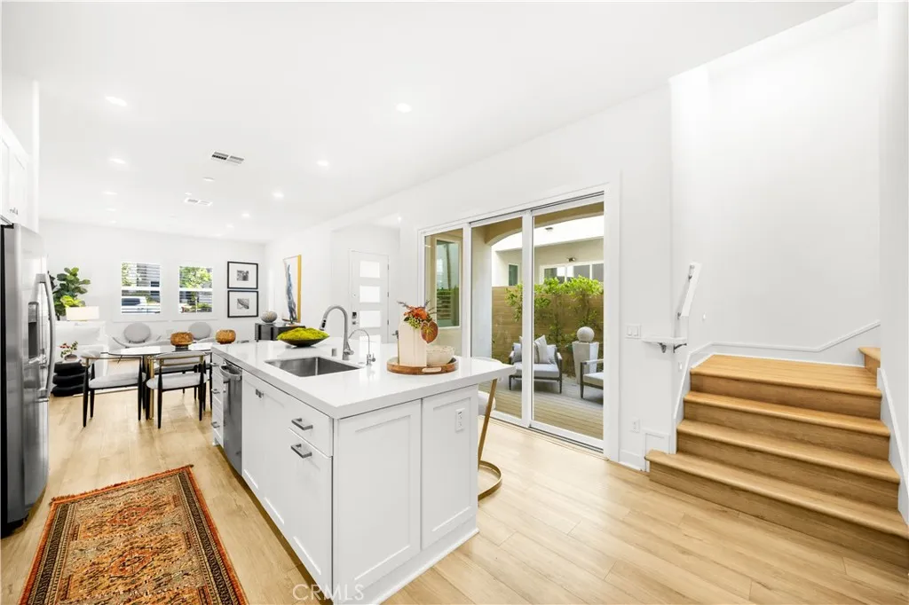 Additional image 13 of 102 culture, Irvine, CA 92618