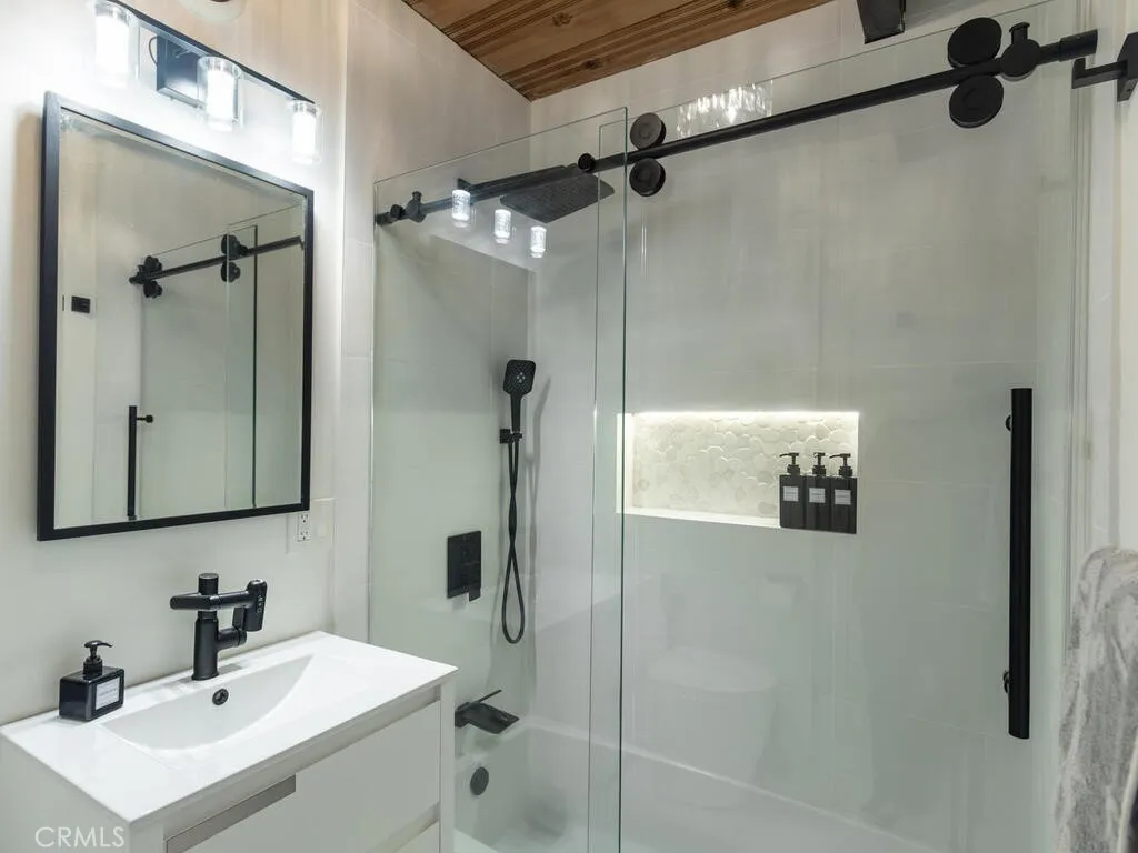 Additional image 46 of 999 Gage Dr, San Diego, CA 92106