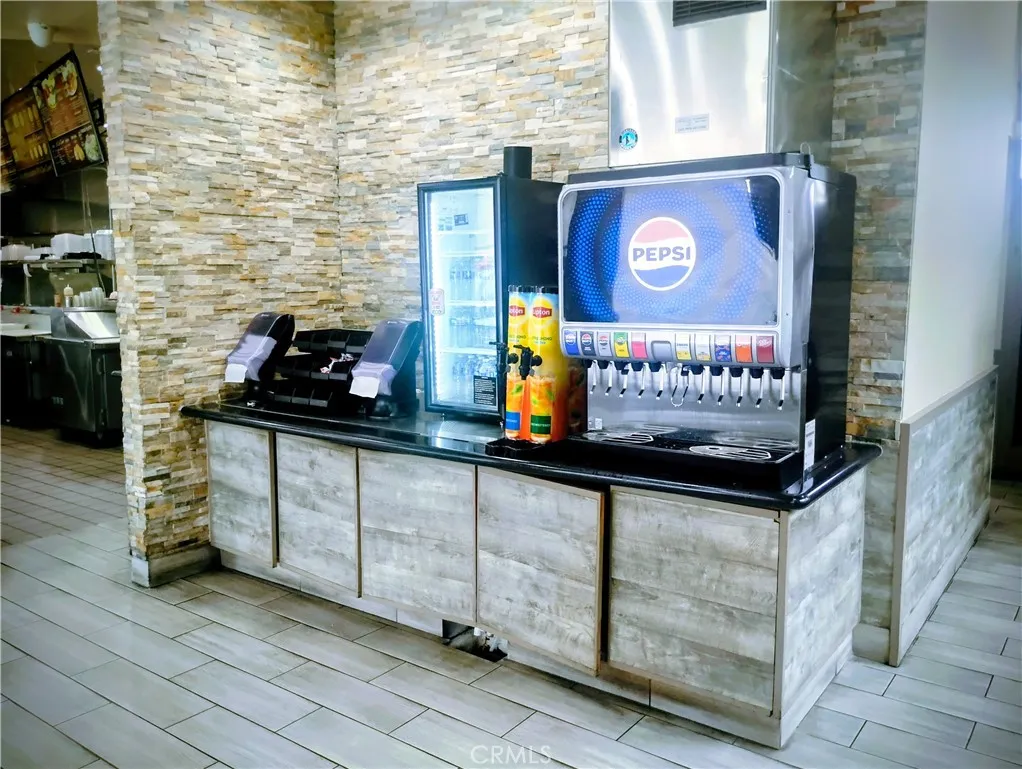 Additional image 24 of 806 S Indian Hill Blvd, Claremont, CA 91711