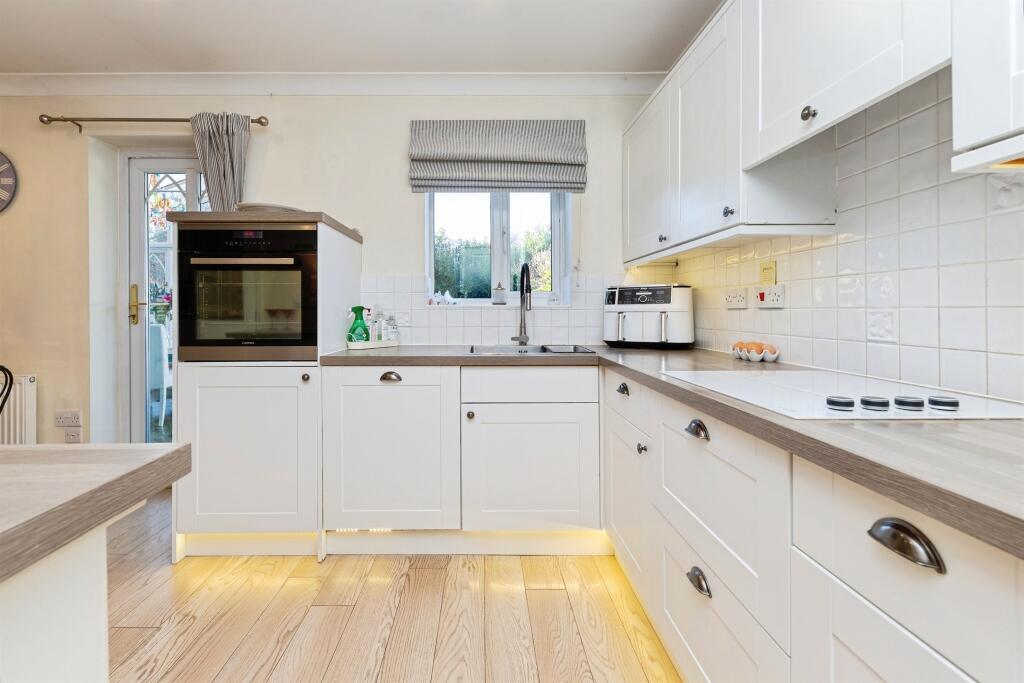 Additional image 19 of Bluebell Way, Hatfield