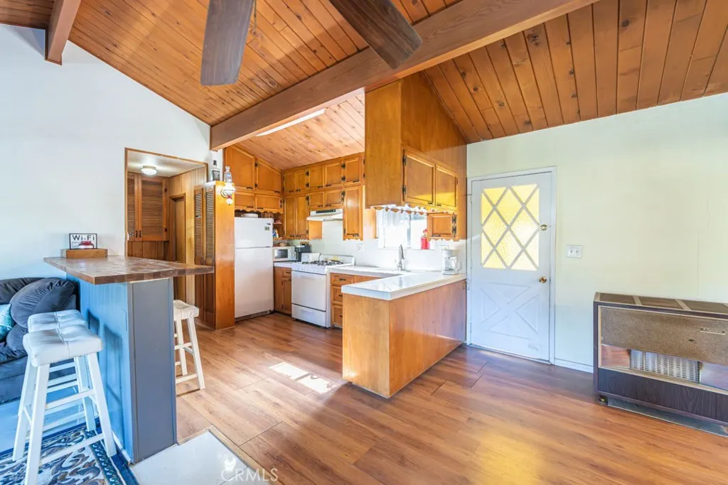 Additional image 7 of 2713 Preston Dr, Running Springs, CA 92382